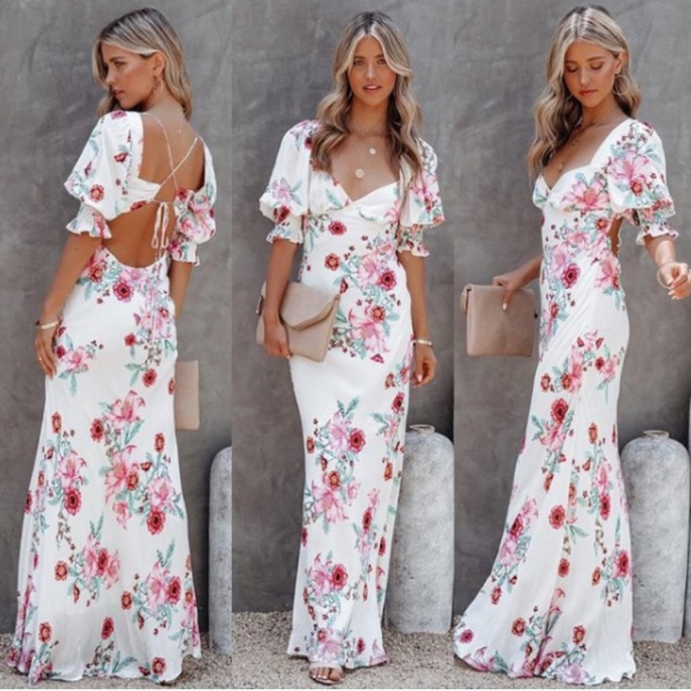 BNWOT Vici Floral Maxi Dress with Open Back